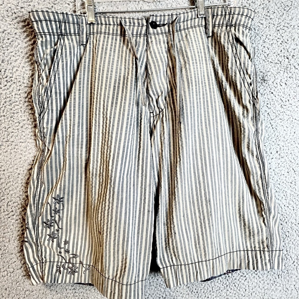 VTG Robert Graham Men's Embroidered Seer Sucker Shorts 36-38 Iridescent Tone
